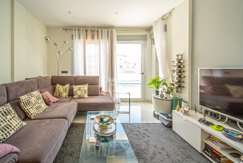 Resale - Villa -
ORIHUELA COSTA - Lomas de Cabo Roig