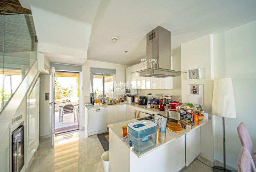 Resale - Villa -
ORIHUELA COSTA - Lomas de Cabo Roig