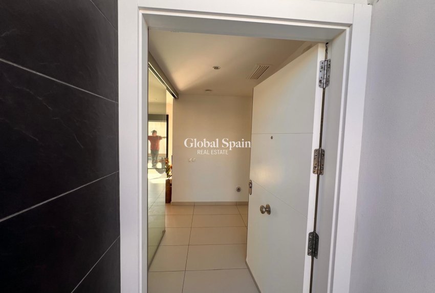 Resale - VILLA -
ORIHUELA COSTA - Lomas de Cabo Roig
