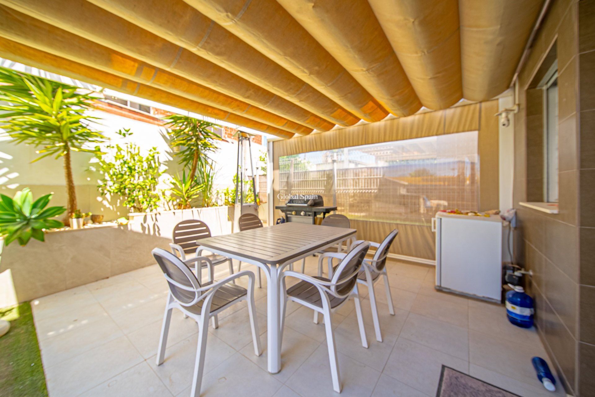 Resale - Villa -
ORIHUELA COSTA - Lomas de Cabo Roig