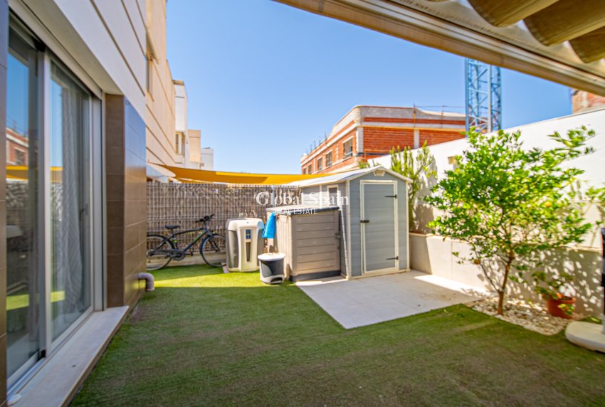 Resale - Villa -
ORIHUELA COSTA - Lomas de Cabo Roig