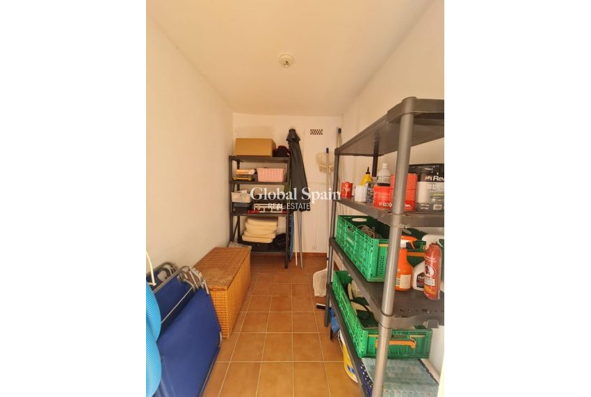 Resale - VILLA -
ORIHUELA COSTA - Lomas De Campoamor-las Ramblas