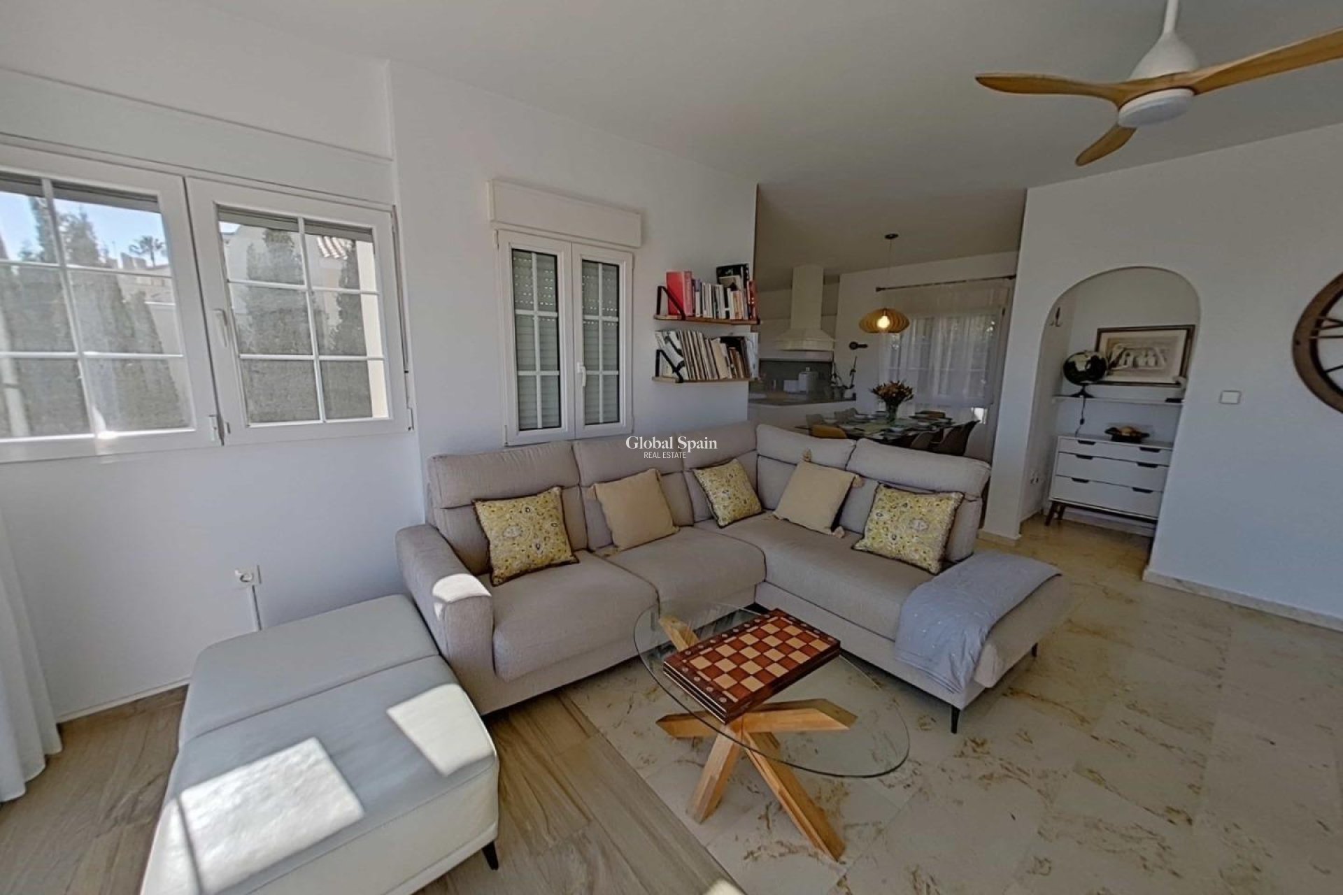 Resale - VILLA -
ORIHUELA COSTA - Lomas de Campoamor-Las Ramblas