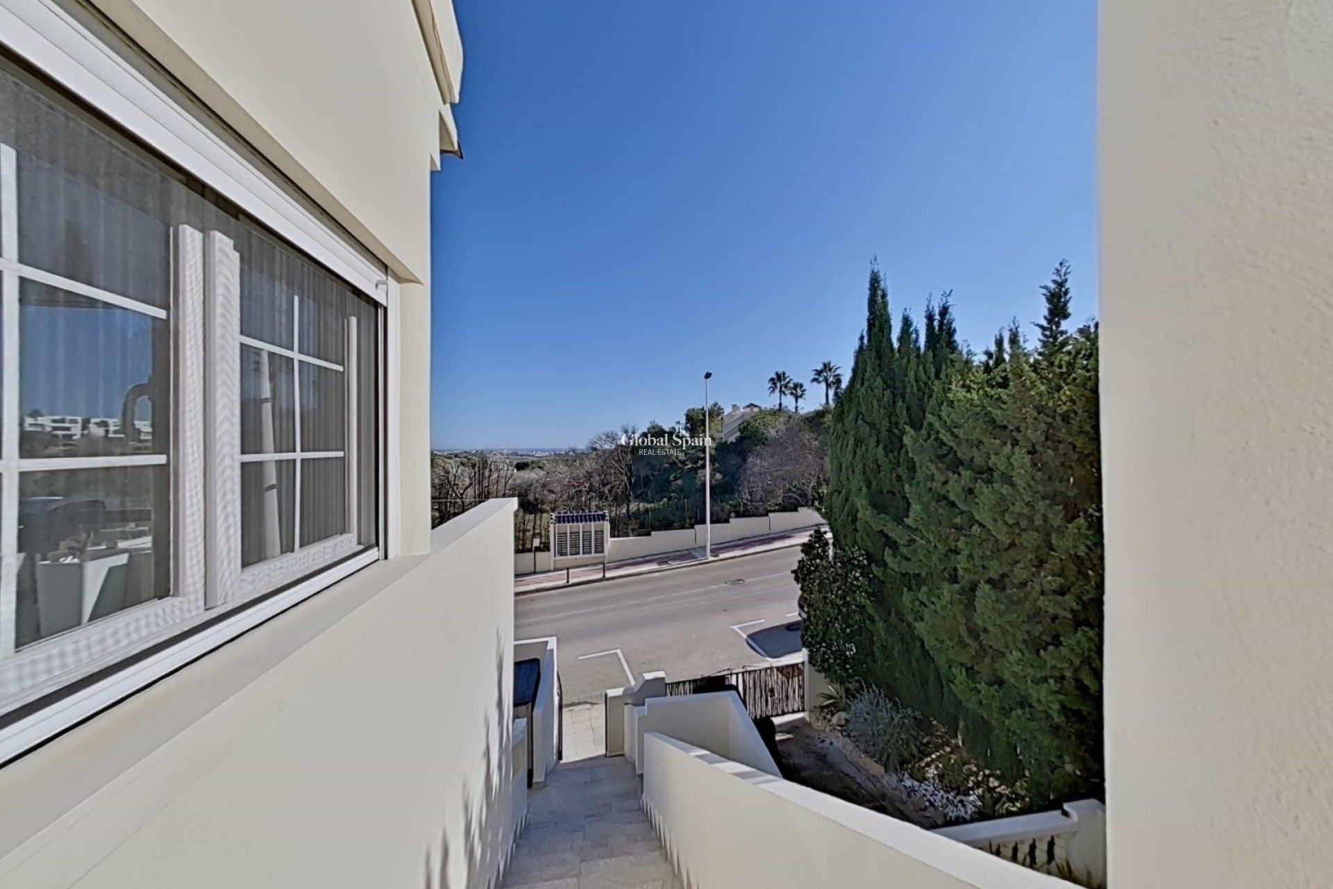 Resale - VILLA -
ORIHUELA COSTA - Lomas de Campoamor-Las Ramblas