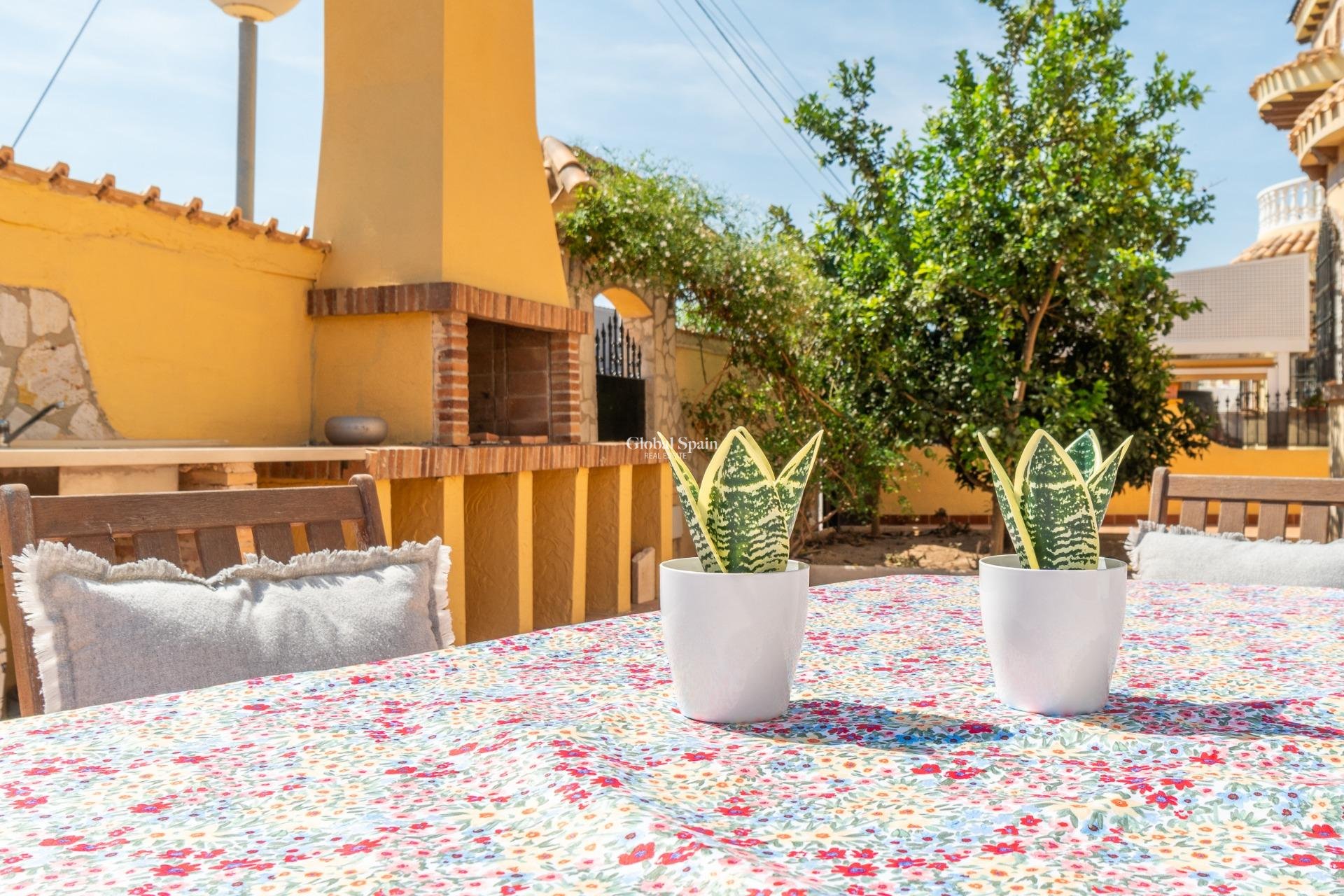 Resale - VILLA -
ORIHUELA COSTA - Los Almendros-la Florida