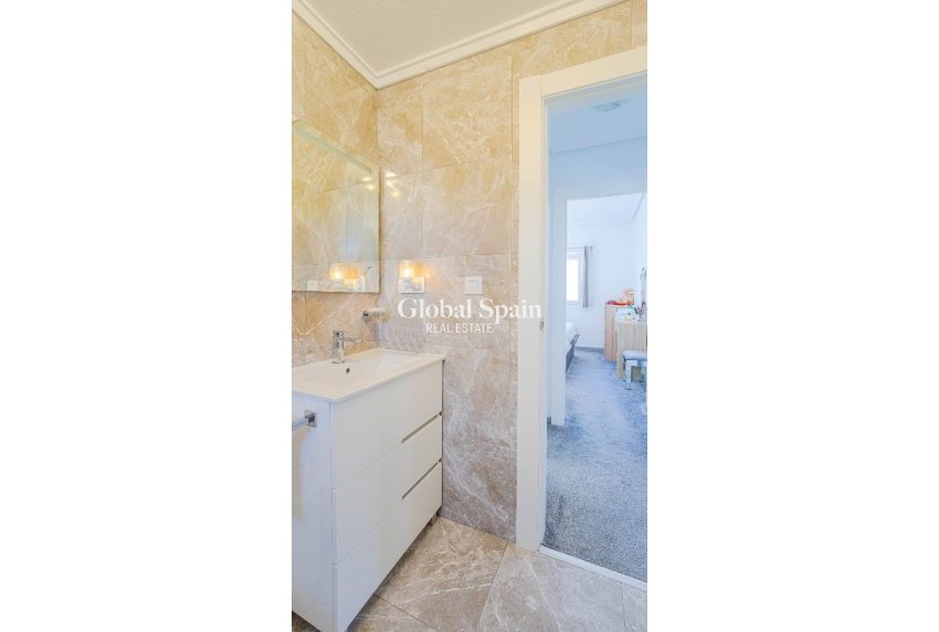 Resale - Villa -
ORIHUELA COSTA - LOS BALCONES - LOS ALTOS