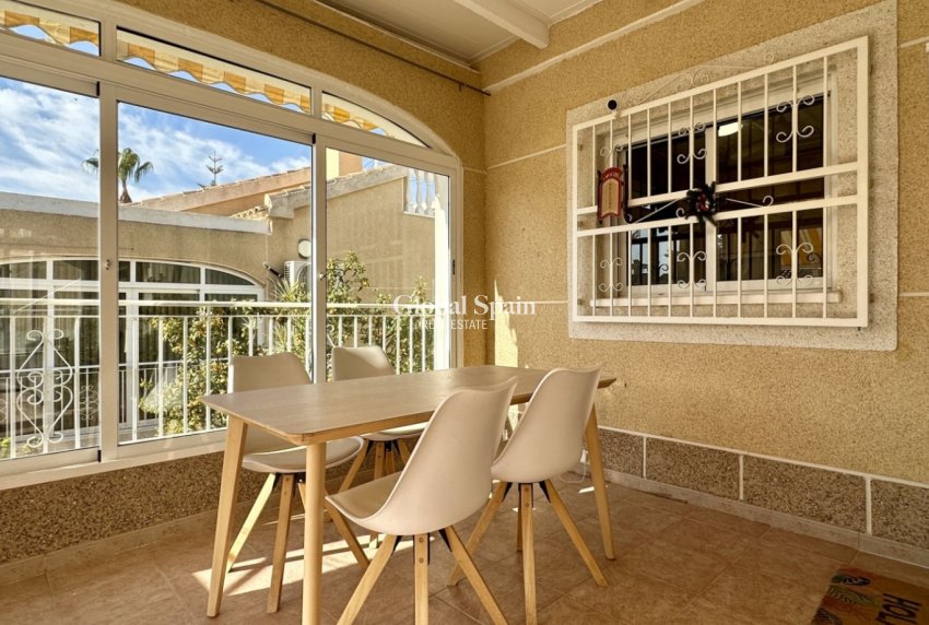 Resale - VILLA -
ORIHUELA COSTA - LOS BALCONES - LOS ALTOS
