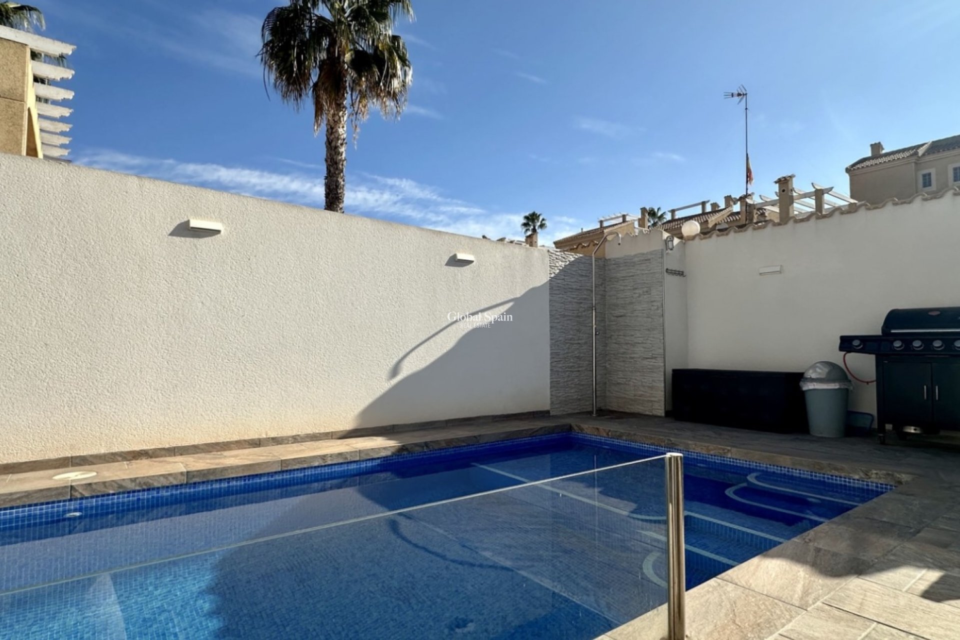 Resale - VILLA -
ORIHUELA COSTA - LOS BALCONES - LOS ALTOS