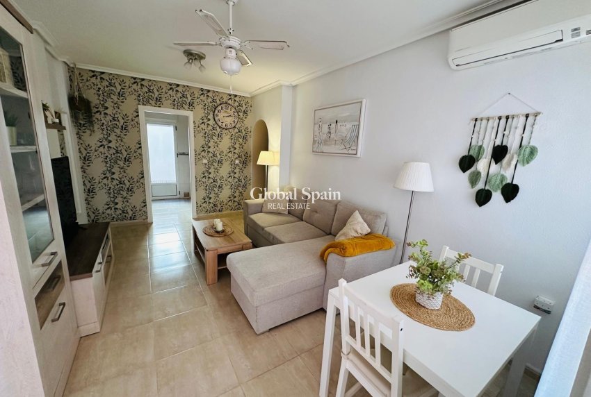Resale - VILLA -
ORIHUELA COSTA - LOS BALCONES - LOS ALTOS