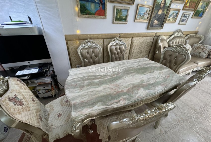 Resale - VILLA -
ORIHUELA COSTA - Los Dolses