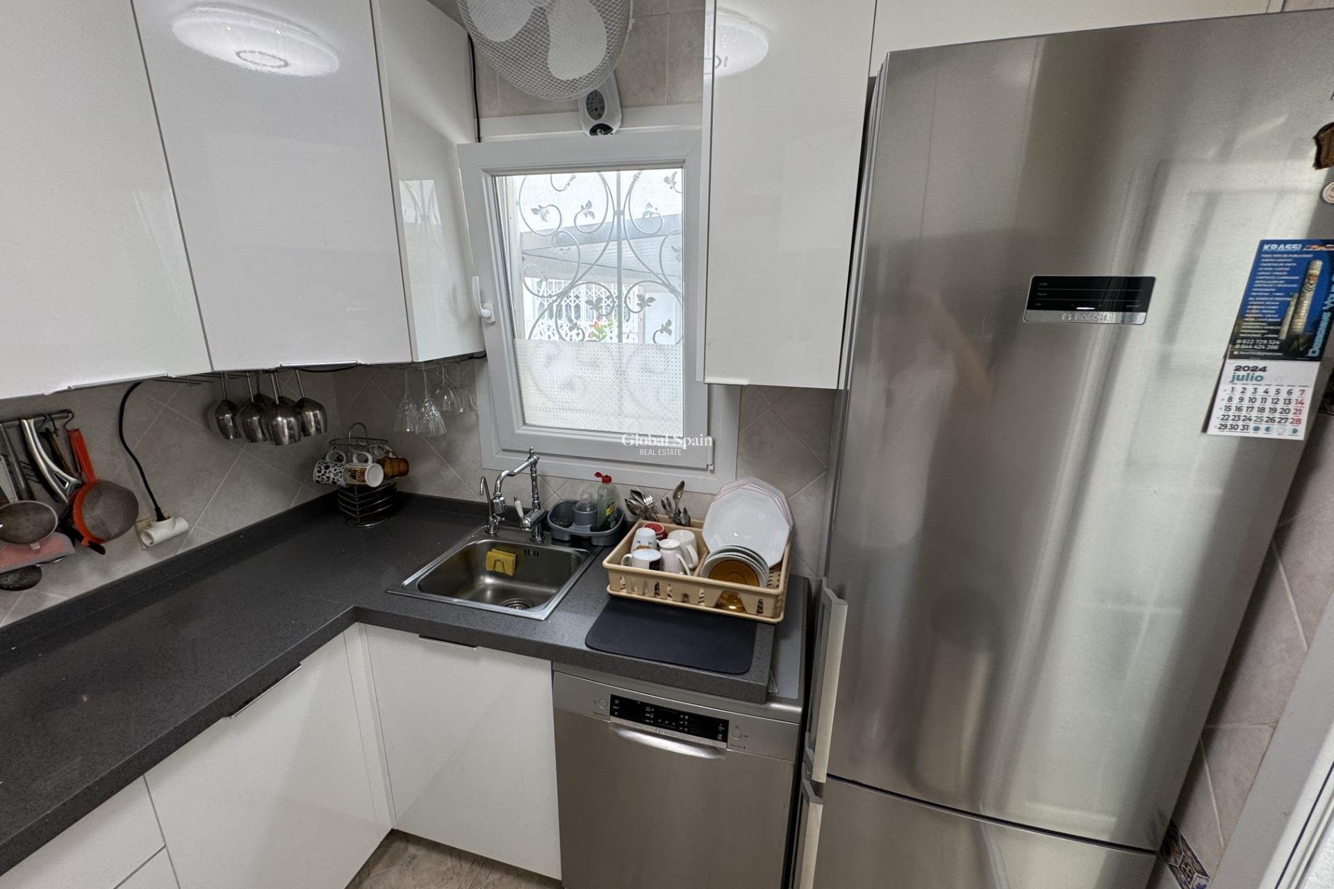 Resale - VILLA -
ORIHUELA COSTA - Los Dolses