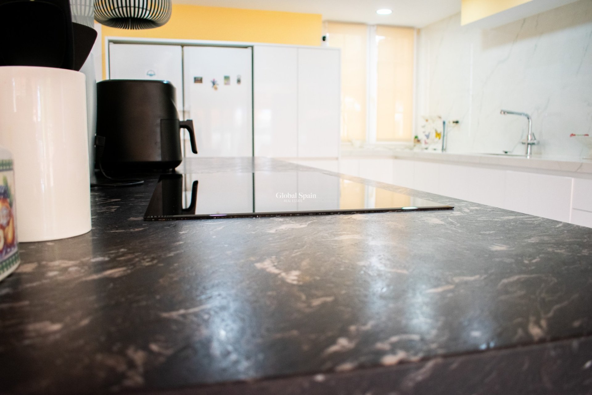 Resale - VILLA -
ORIHUELA COSTA - MUY CERCA DE LA PLAYA