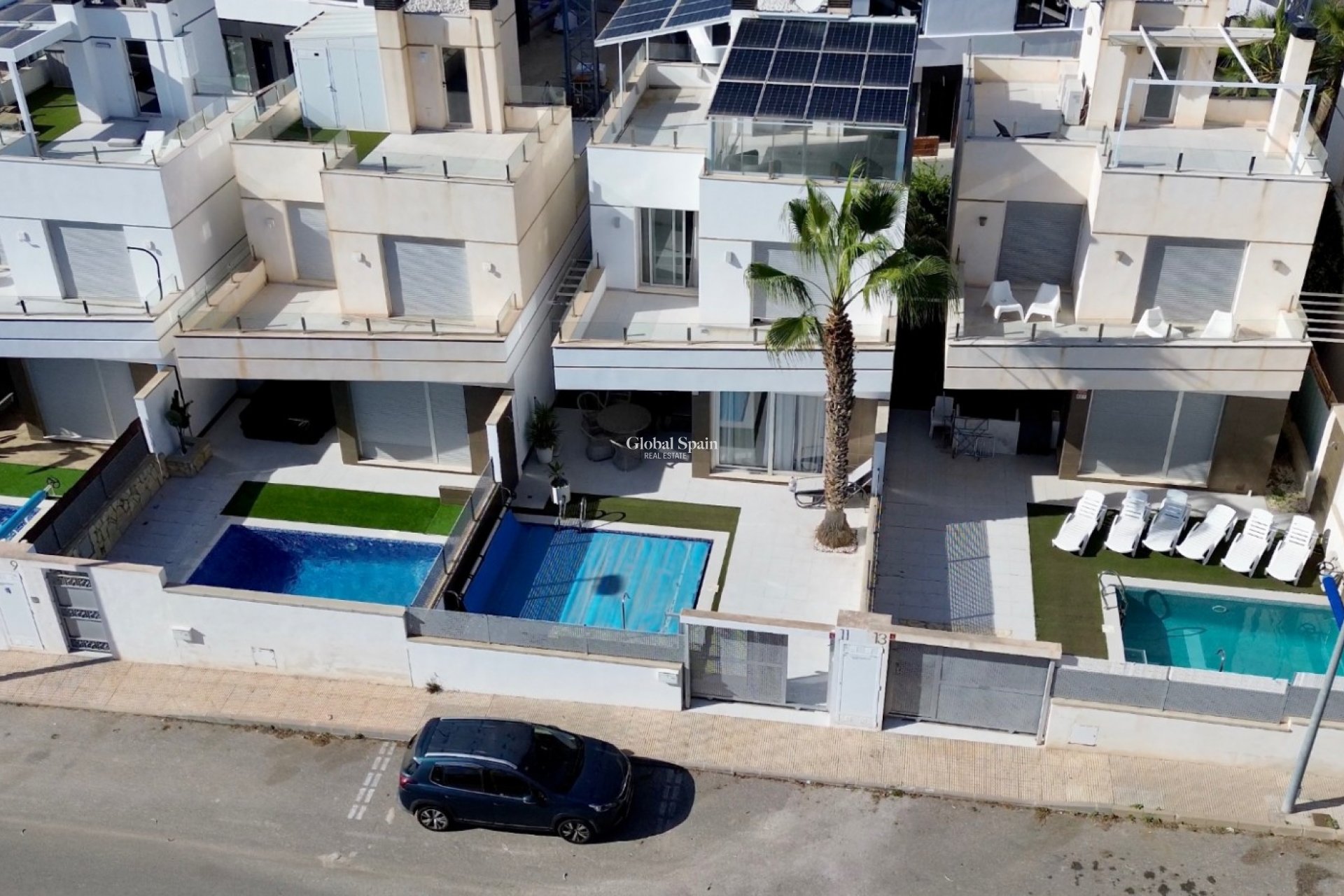 Resale - Villa -
ORIHUELA COSTA - Orihuela Costa