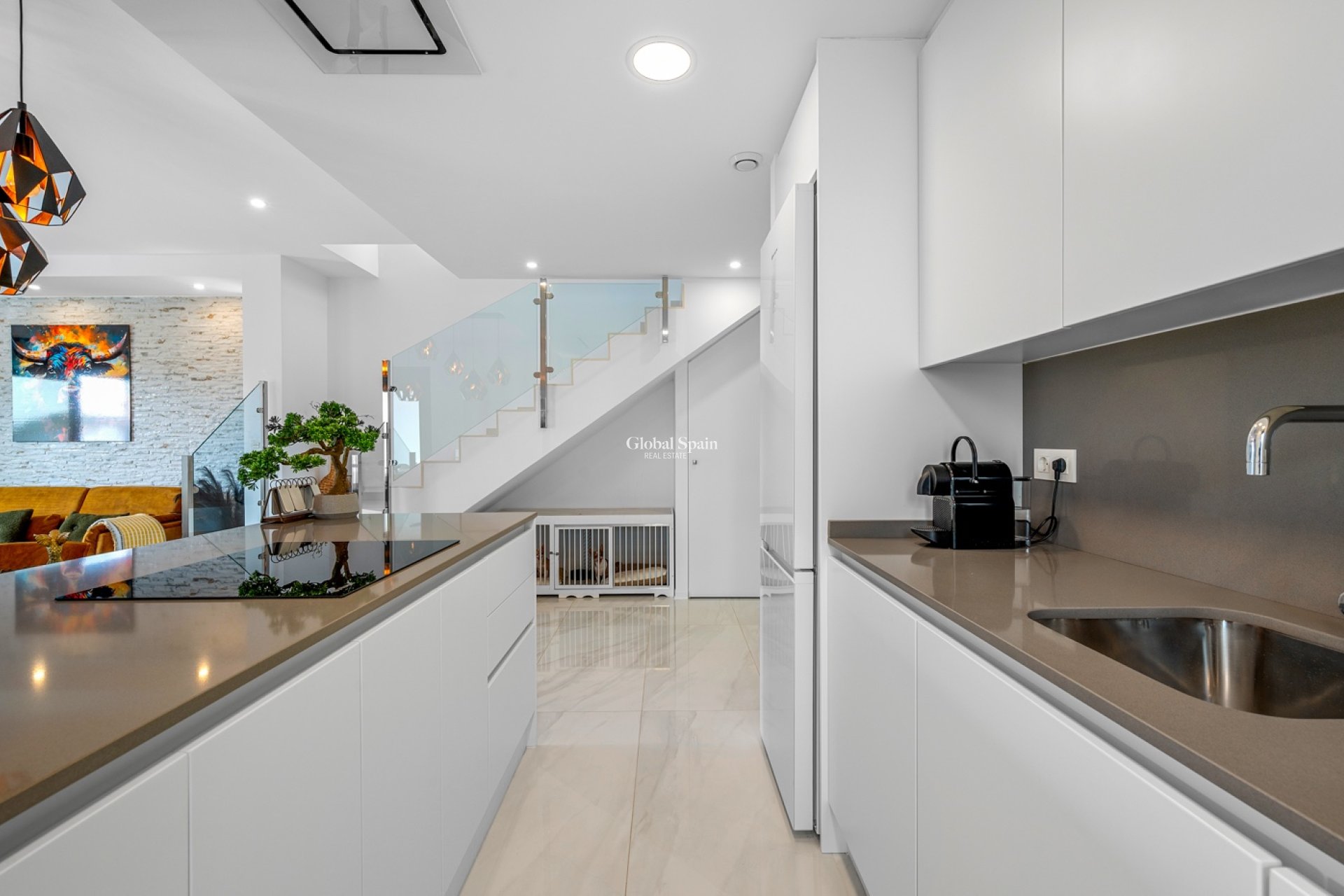 Resale - VILLA -
ORIHUELA COSTA - Orihuela