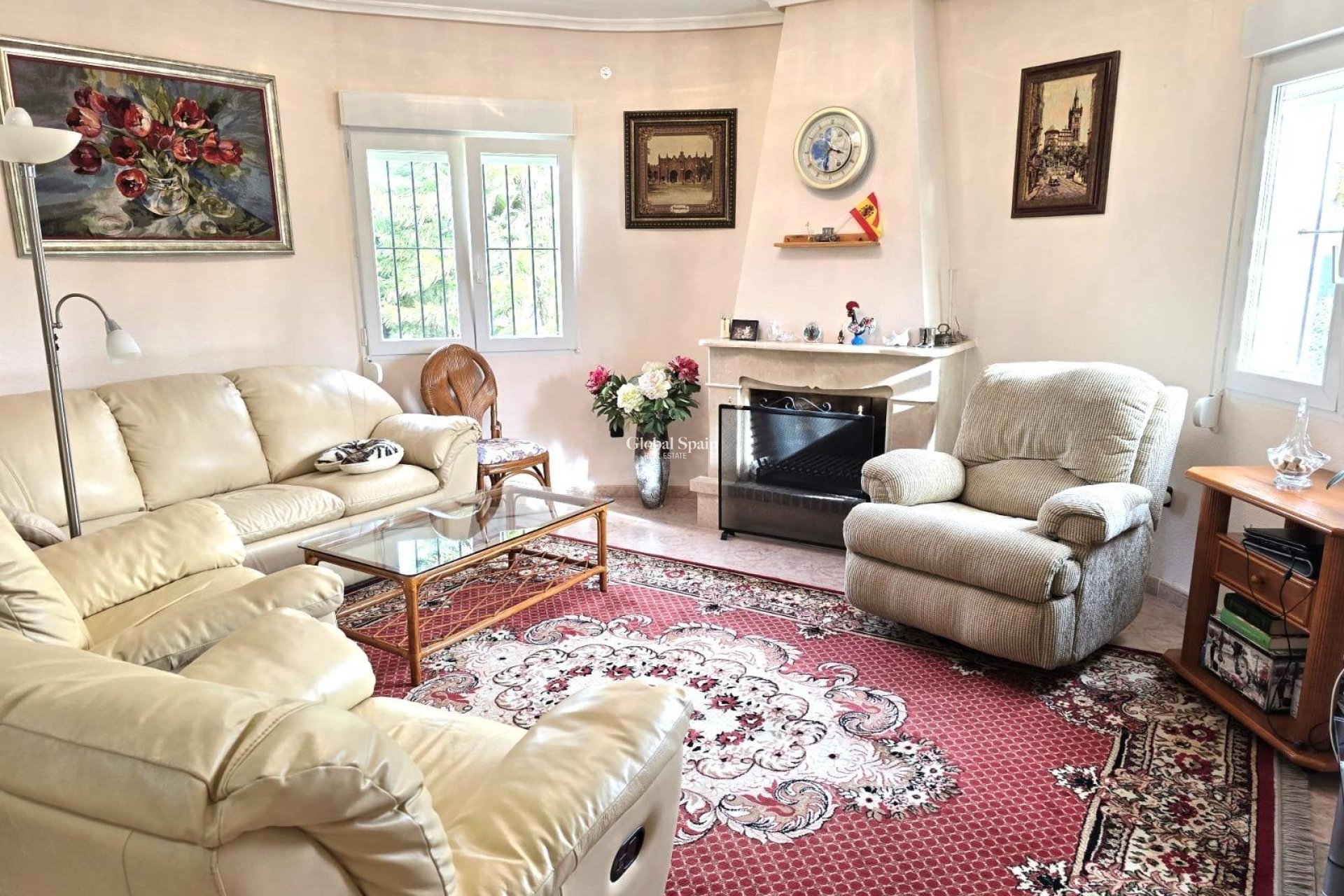 Resale - VILLA -
ORIHUELA COSTA - Playa Flamenca