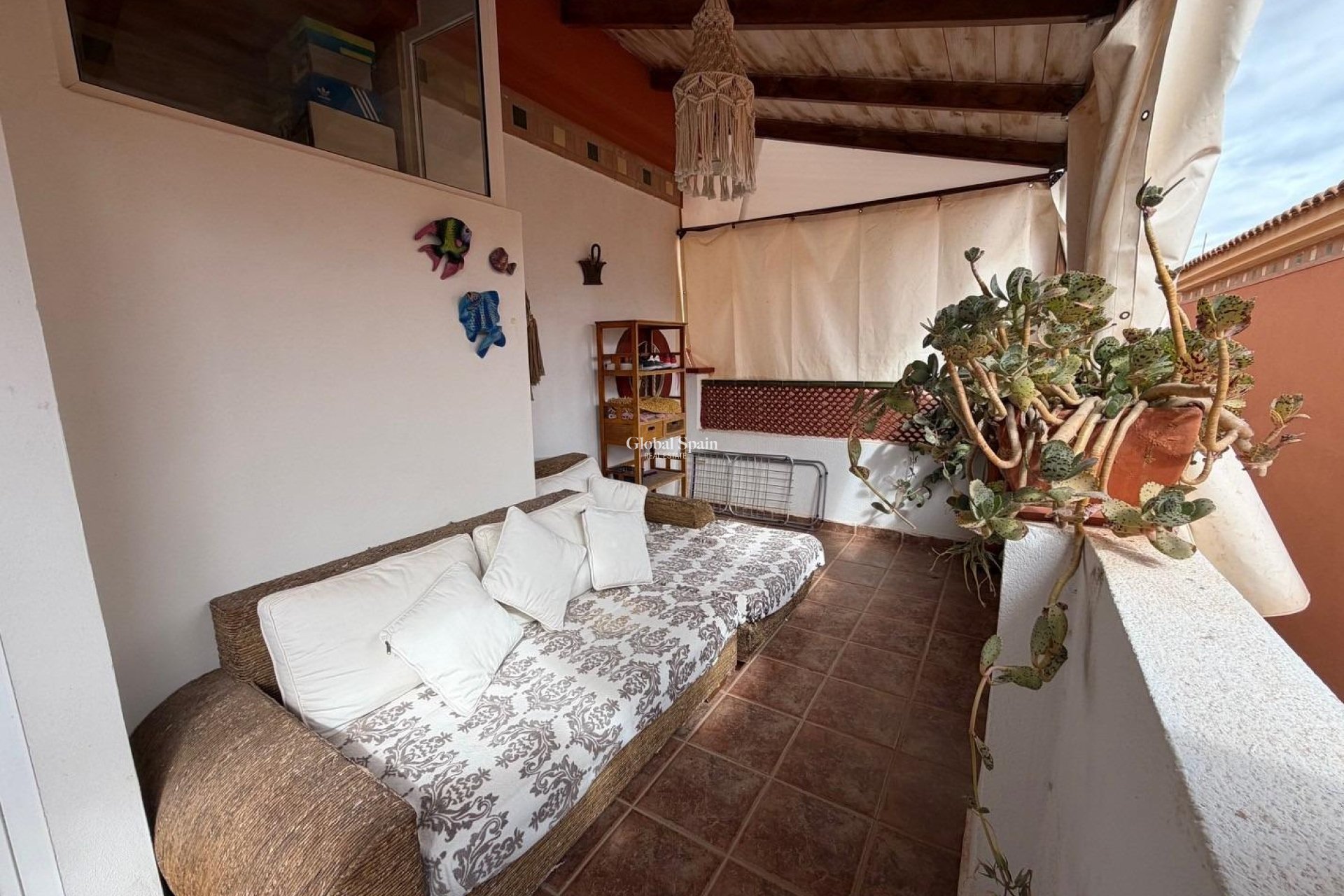 Resale - VILLA -
ORIHUELA COSTA - Playa Flamenca