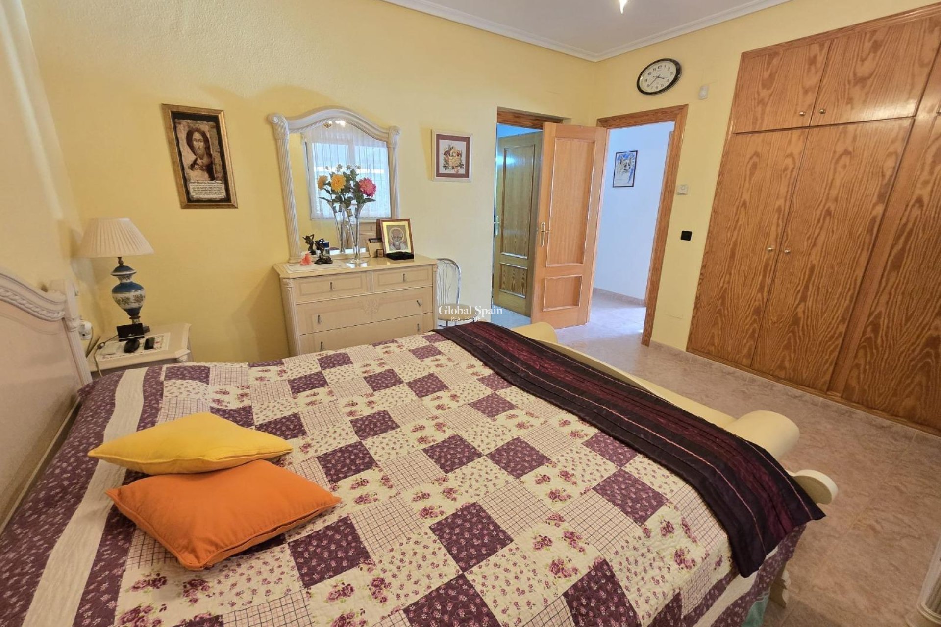 Resale - VILLA -
ORIHUELA COSTA - Playa Flamenca