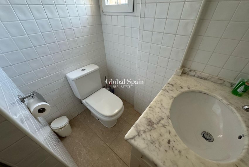 Resale - VILLA -
ORIHUELA COSTA - Playa Flamenca