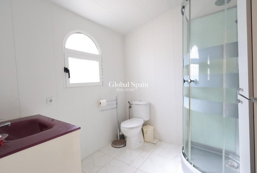 Resale - Villa -
ORIHUELA COSTA - Playa Flamenca