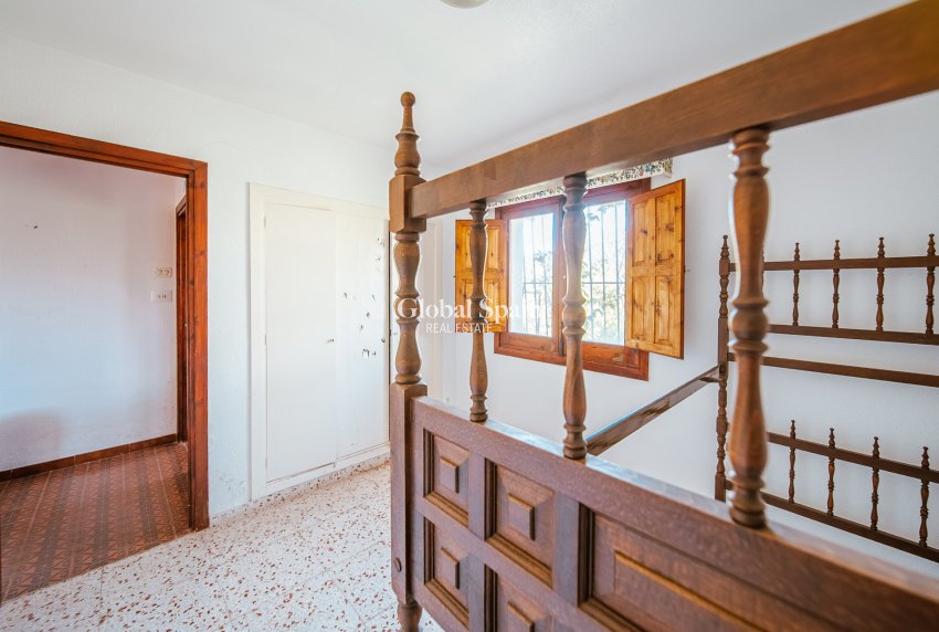 Resale - Villa -
ORIHUELA COSTA - Playa Flamenca