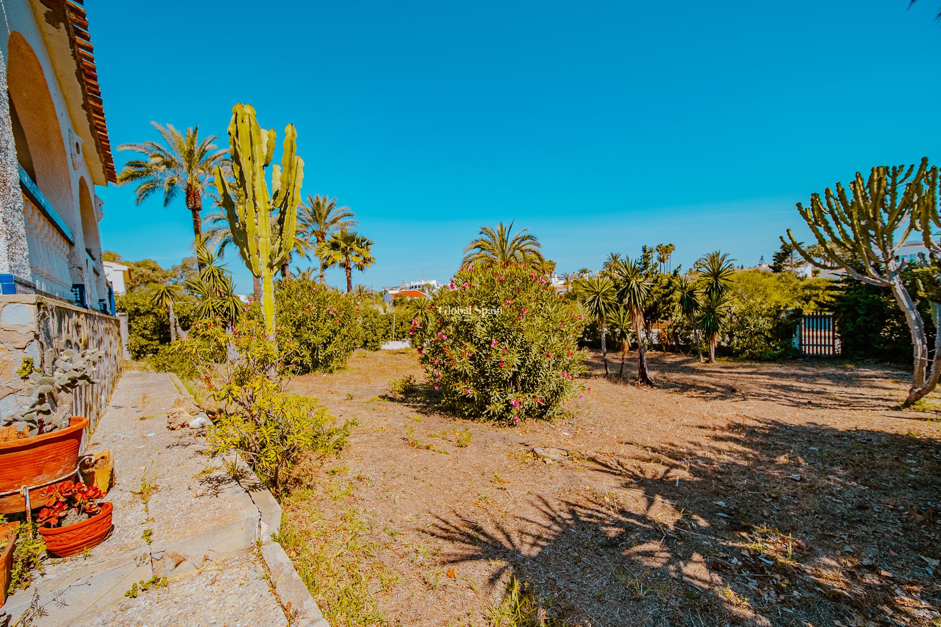 Resale - Villa -
ORIHUELA COSTA - Playa Flamenca