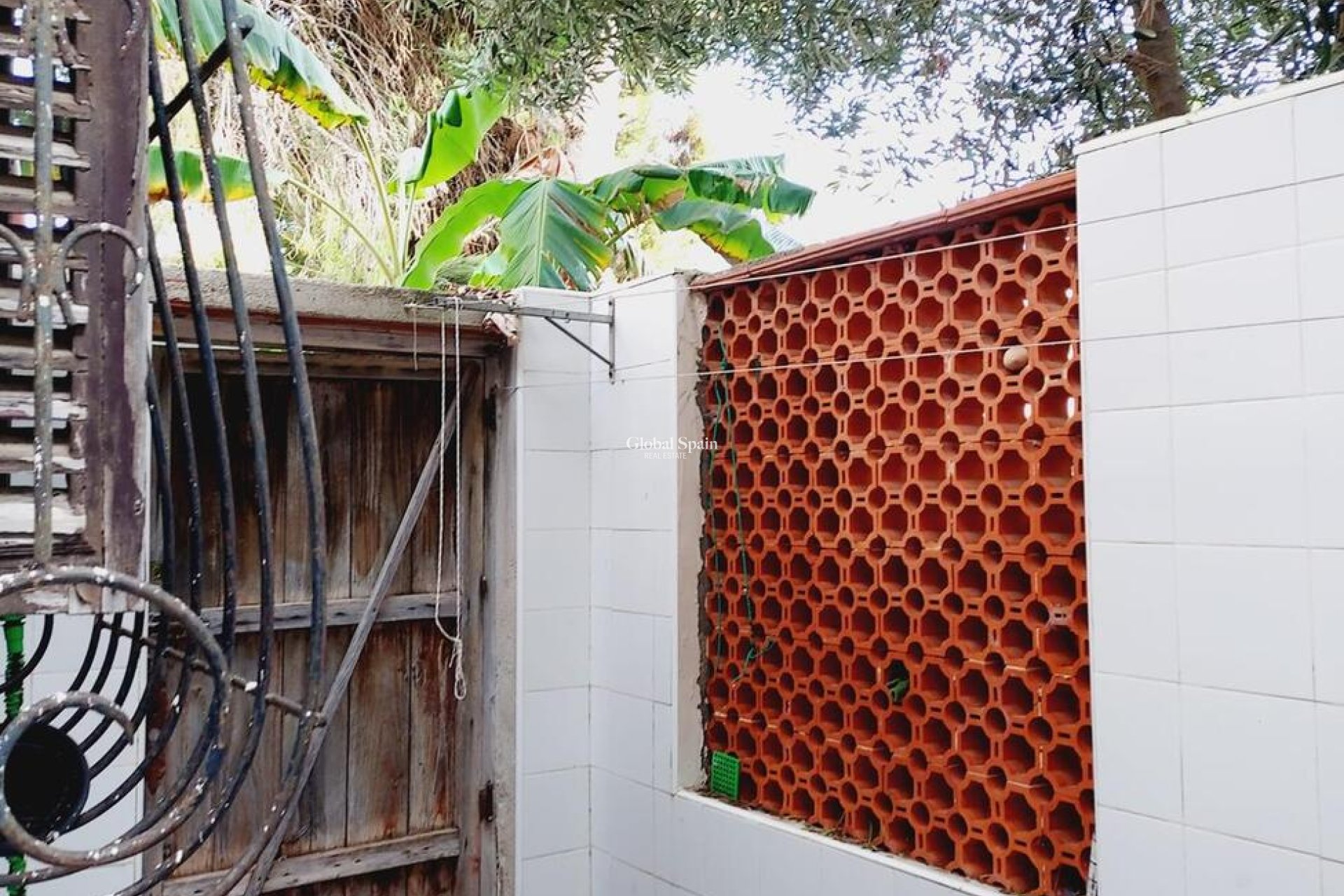 Resale - VILLA -
ORIHUELA COSTA - Punta Prima