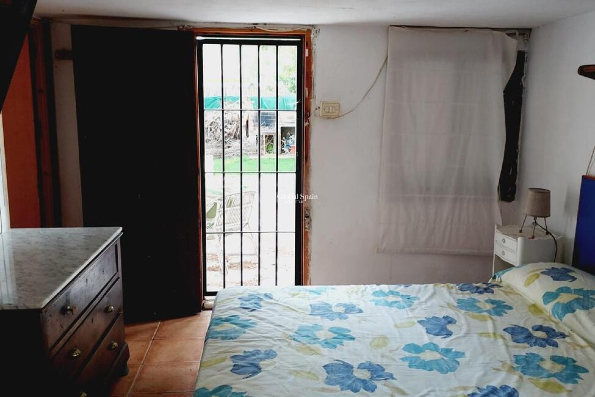 Resale - VILLA -
ORIHUELA COSTA - Punta Prima