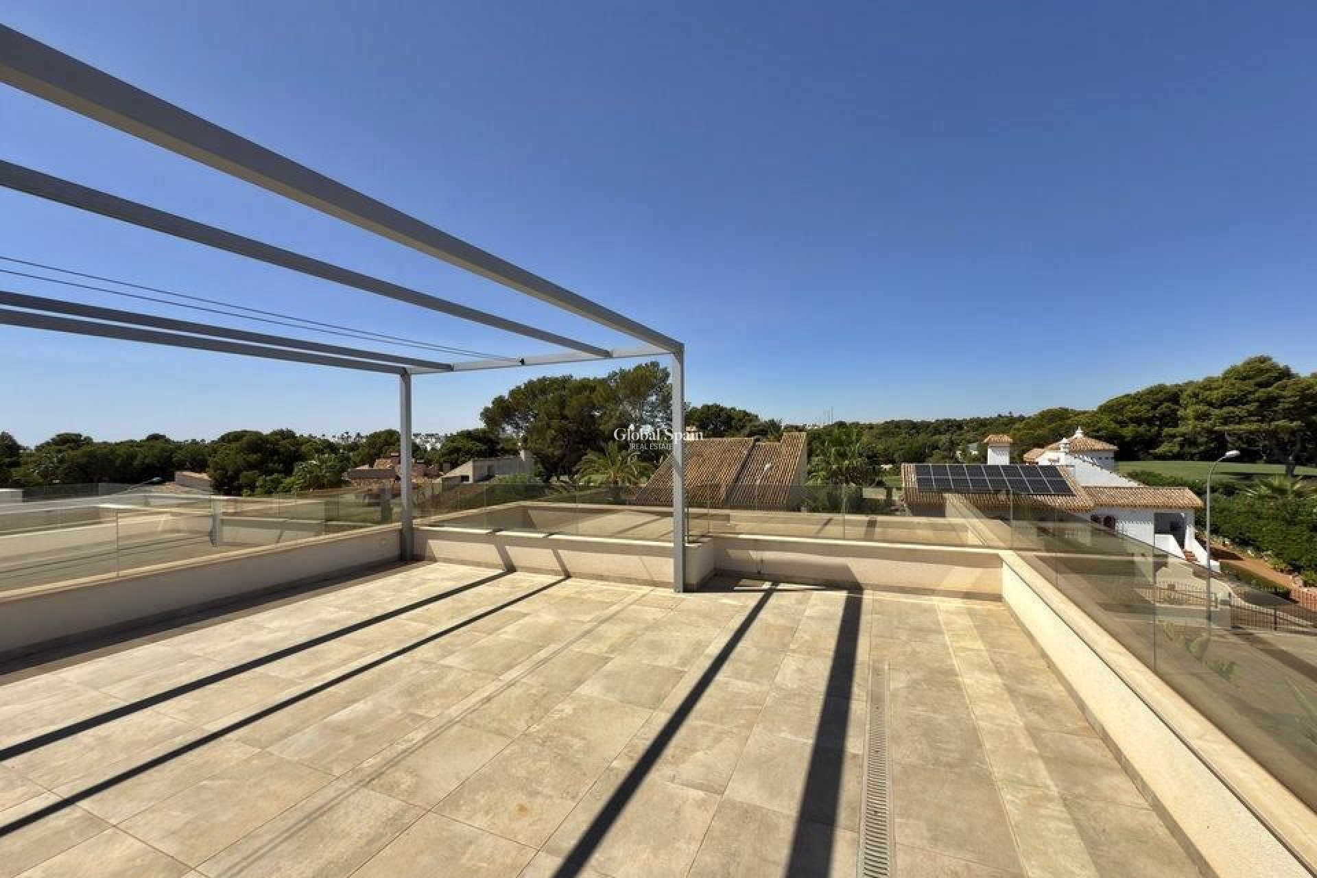 Resale - VILLA -
ORIHUELA COSTA - VILLAMARTÍN