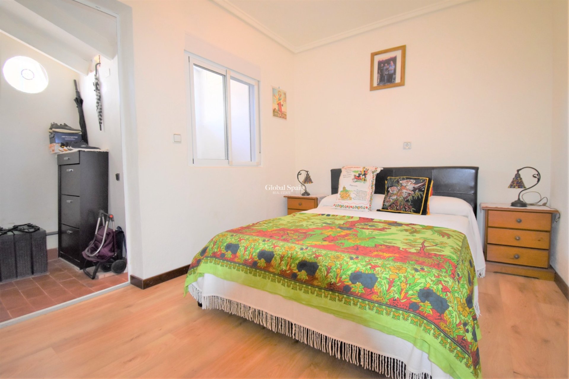 Resale - VILLA -
Orihuela Costa - Villamartin