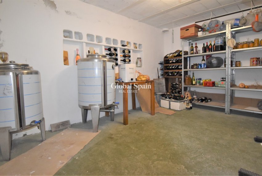 Resale - VILLA -
Orihuela Costa - Villamartin