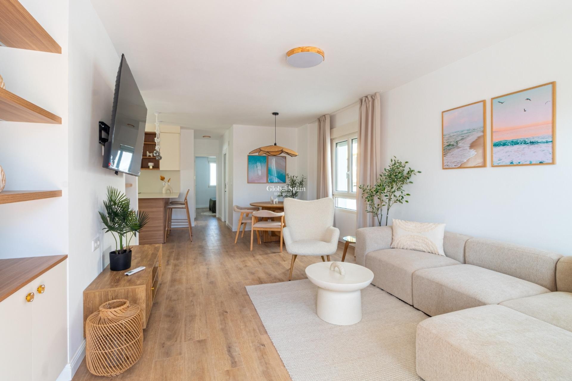 Resale - VILLA -
ORIHUELA COSTA - VILLAMARTÍN
