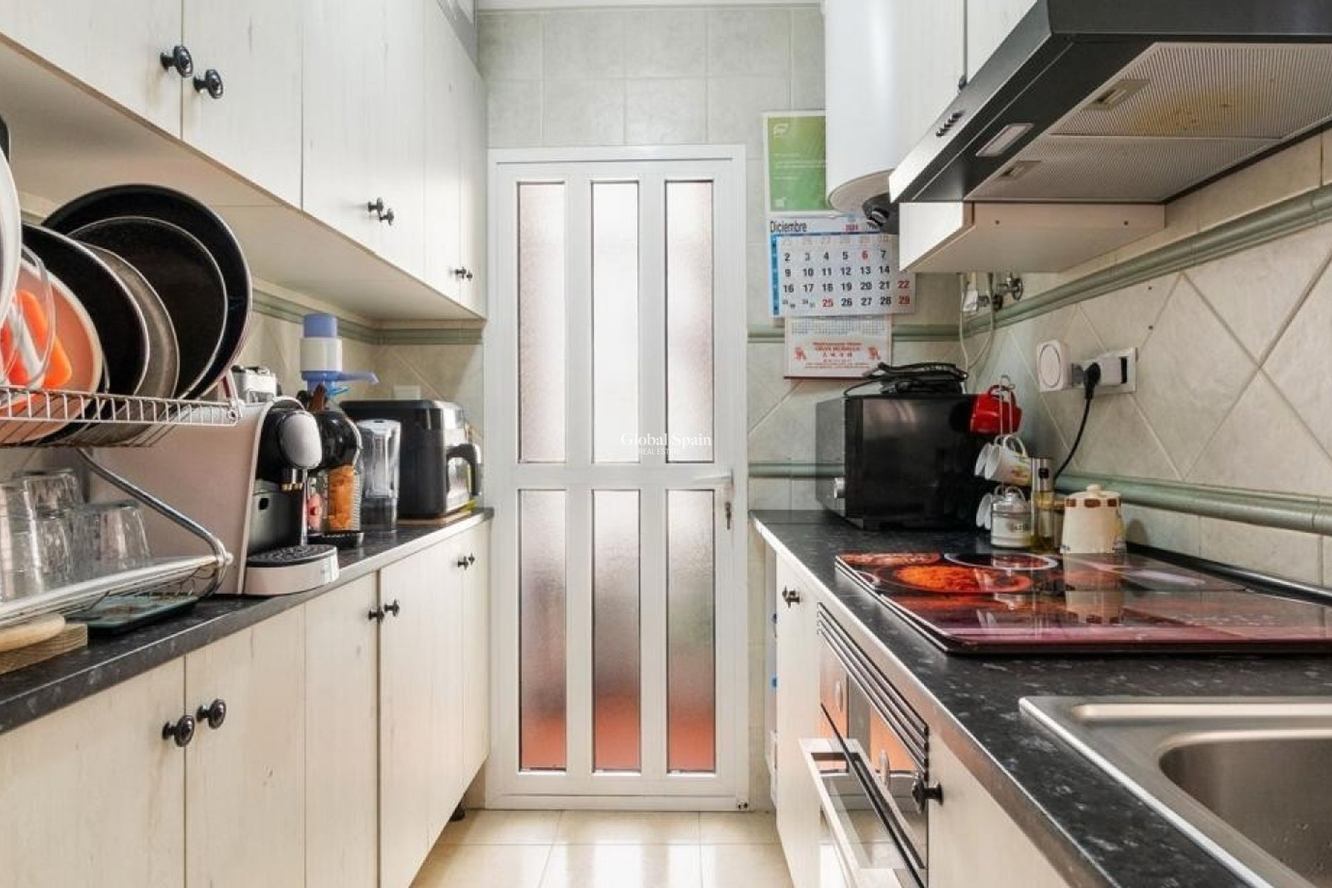 Resale - Villa -
ORIHUELA COSTA - VILLAMARTÍN