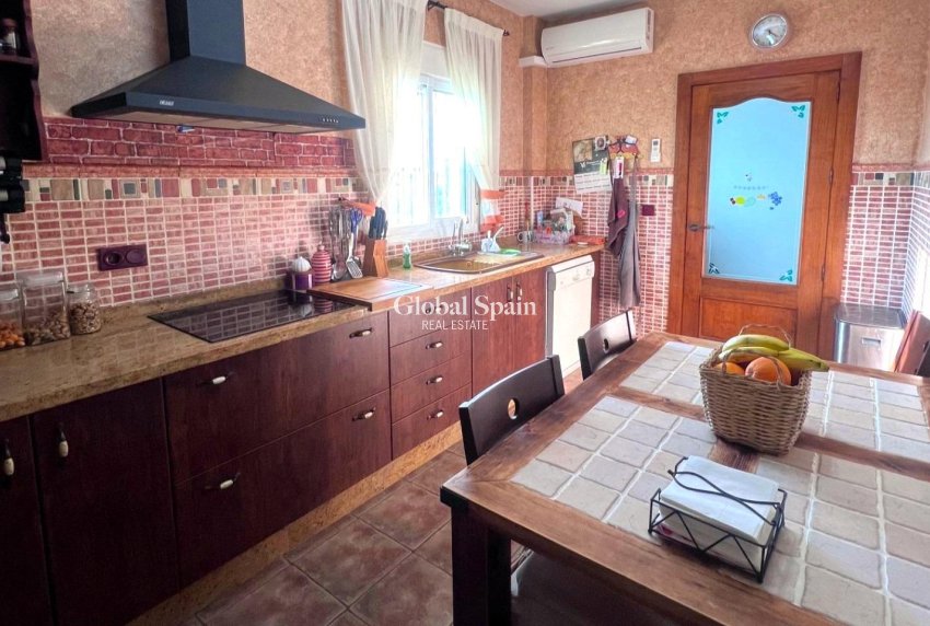 Resale - VILLA -
ORIHUELA - Desamparados-hurchillo-torremendo