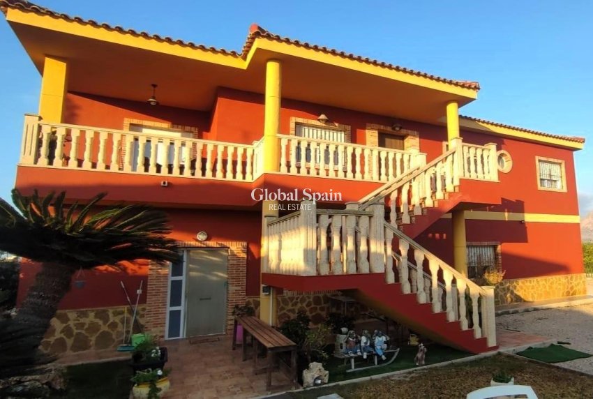 Resale - VILLA -
ORIHUELA - Desamparados-hurchillo-torremendo