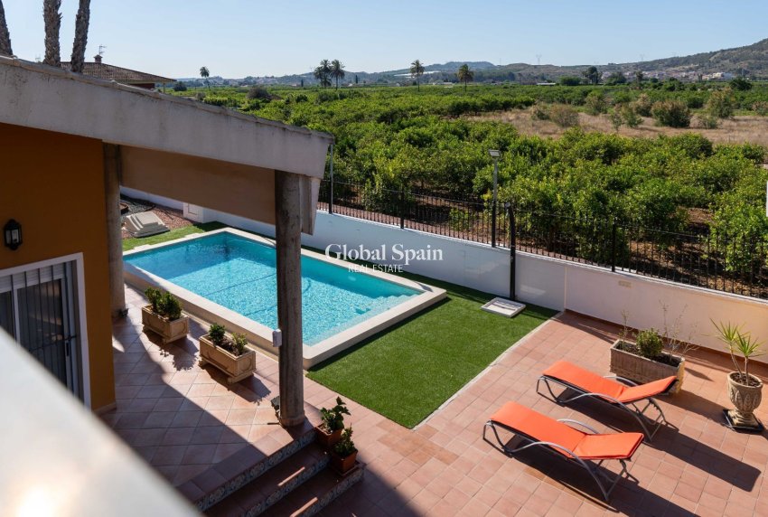 Resale - VILLA -
ORIHUELA - Inland