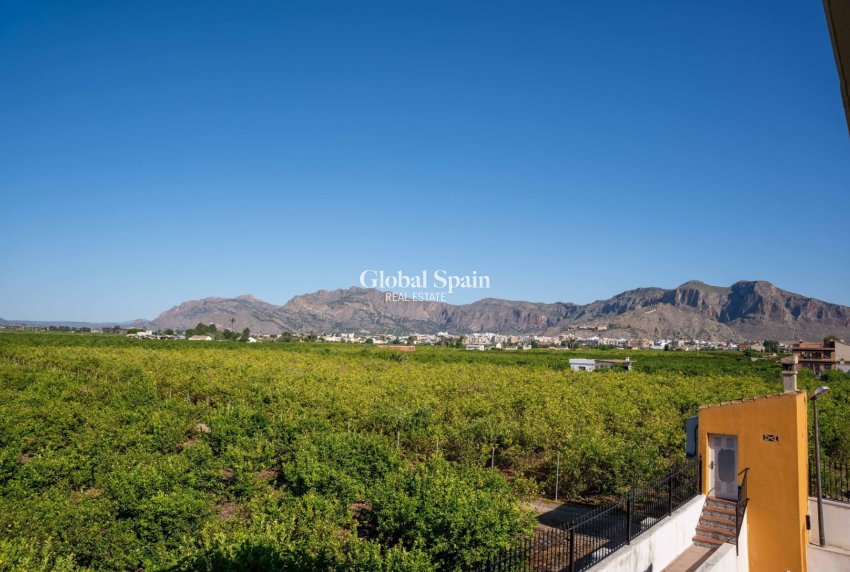 Resale - VILLA -
ORIHUELA - Inland