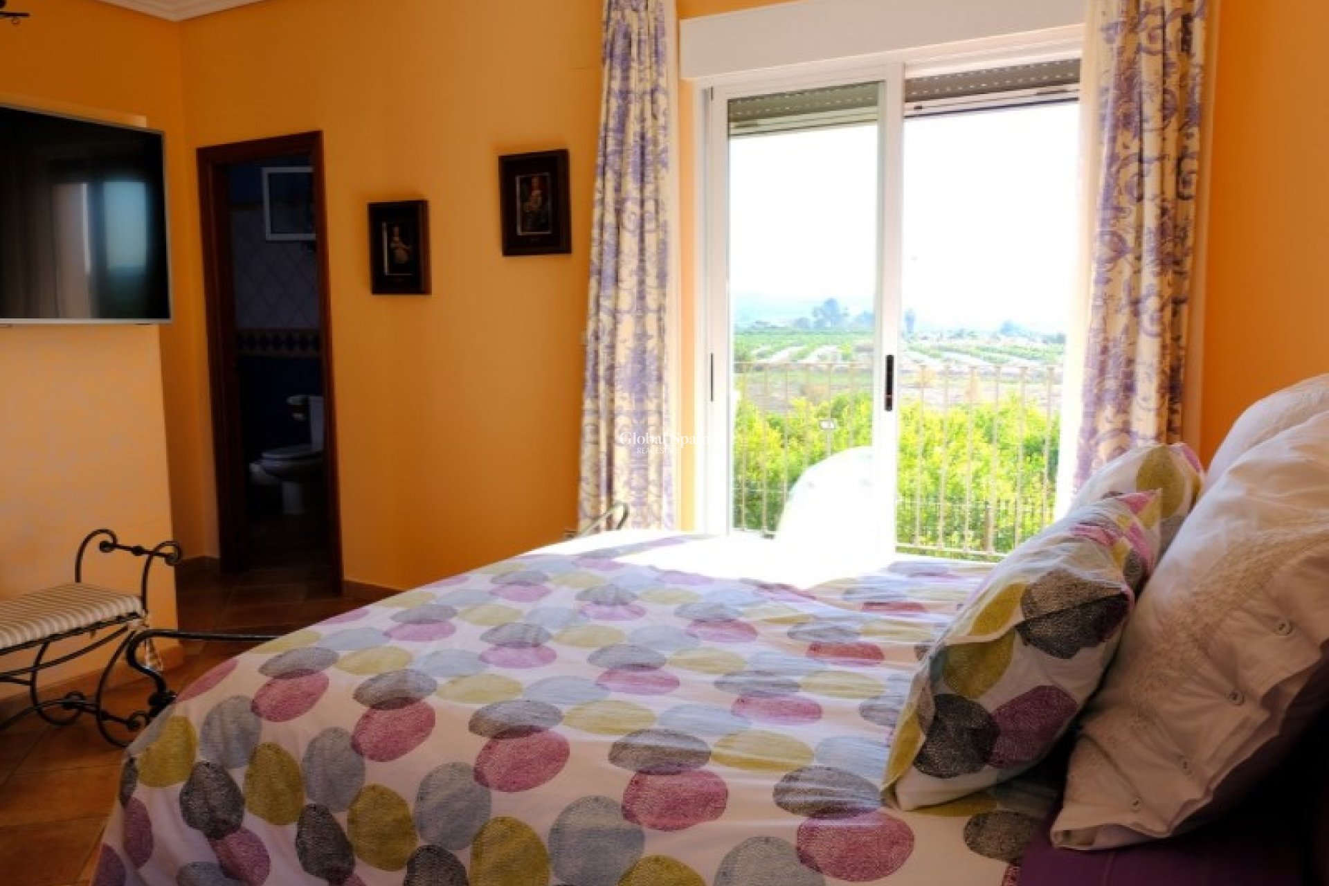 Resale - VILLA -
ORIHUELA - Inland