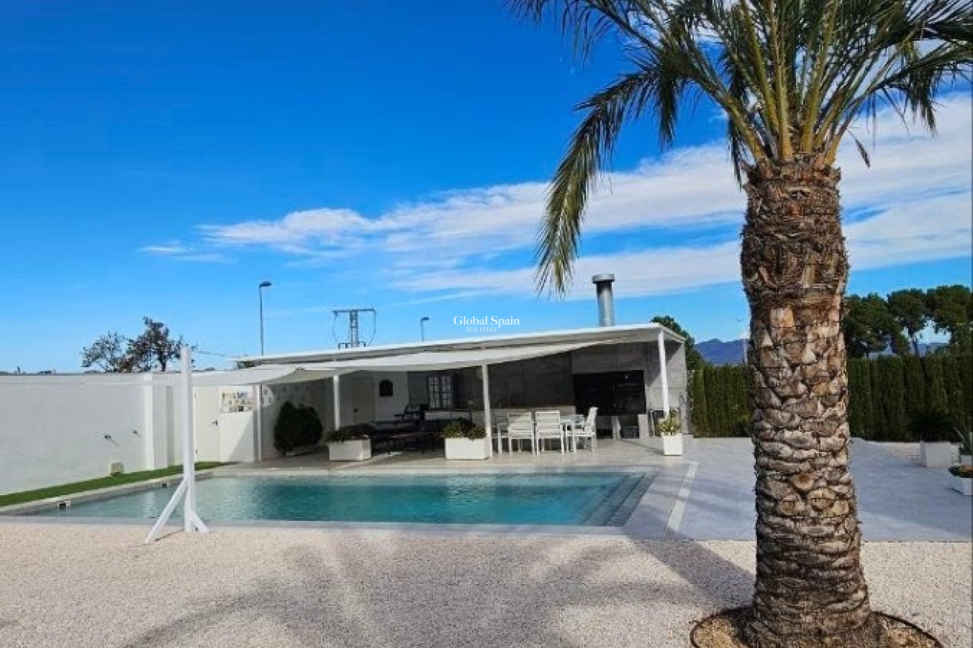 Resale - VILLA -
ORIHUELA - Inland