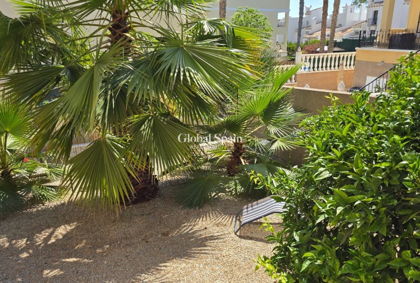 Resale - VILLA -
ORIHUELA - Inland