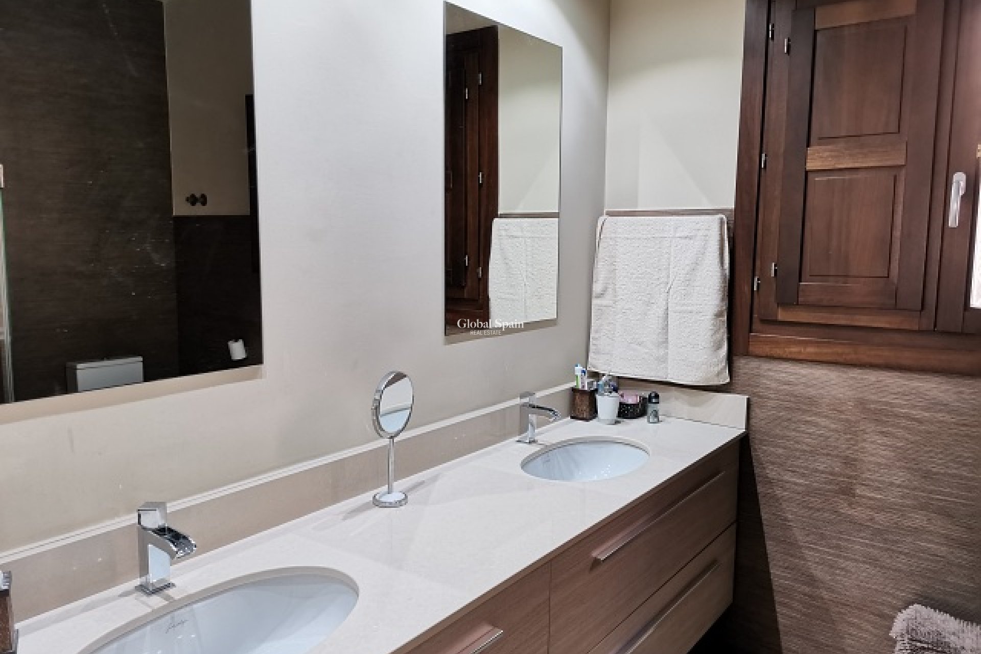 Resale - VILLA -
ORIHUELA - Inland