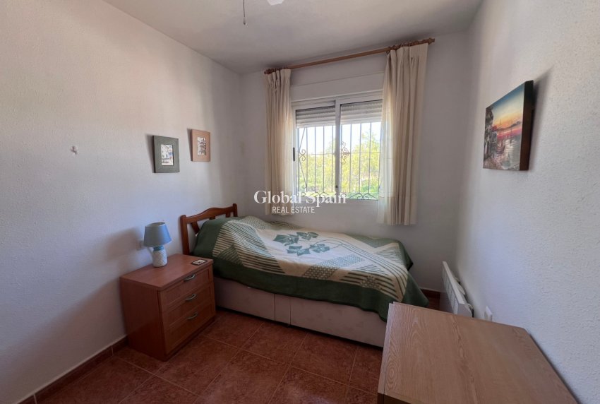 Resale - VILLA -
ORIHUELA - Inland