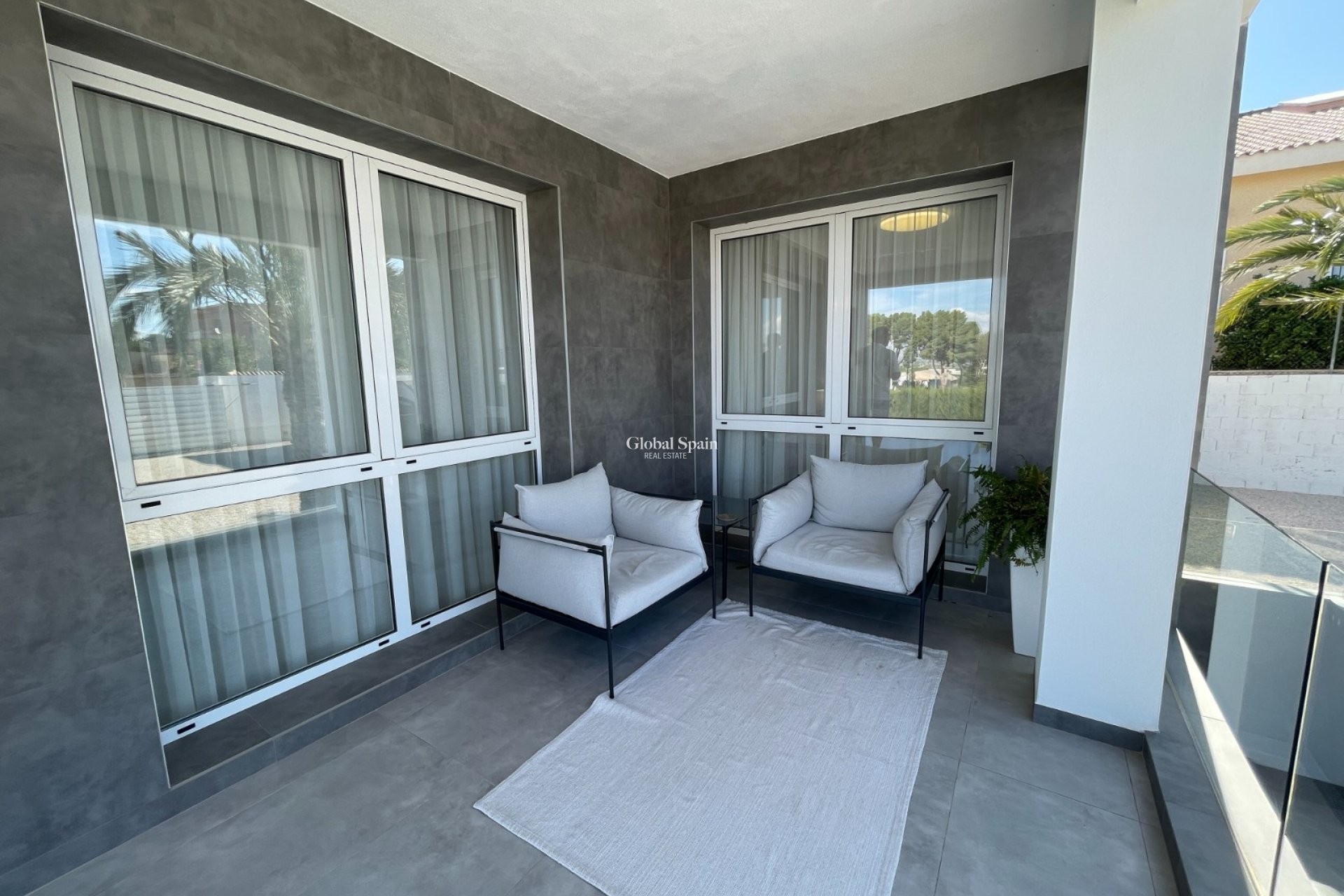 Resale - VILLA -
ORIHUELA - Inland