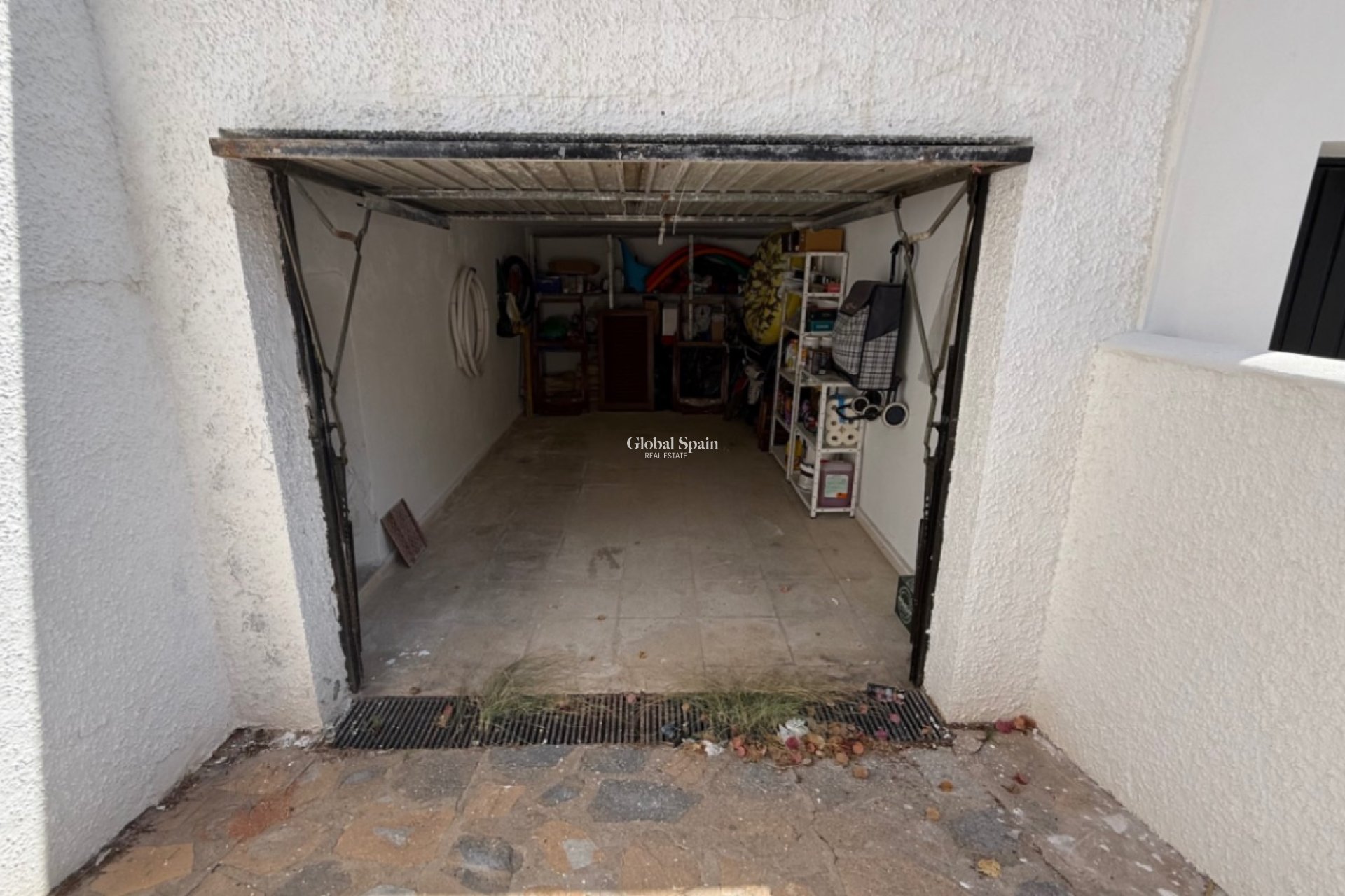 Resale - VILLA -
ORIHUELA - Inland