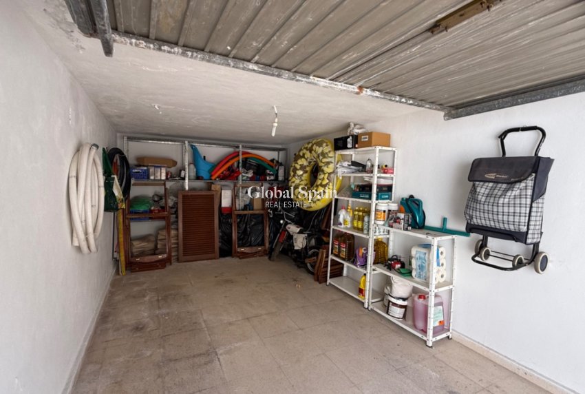 Resale - VILLA -
ORIHUELA - Inland