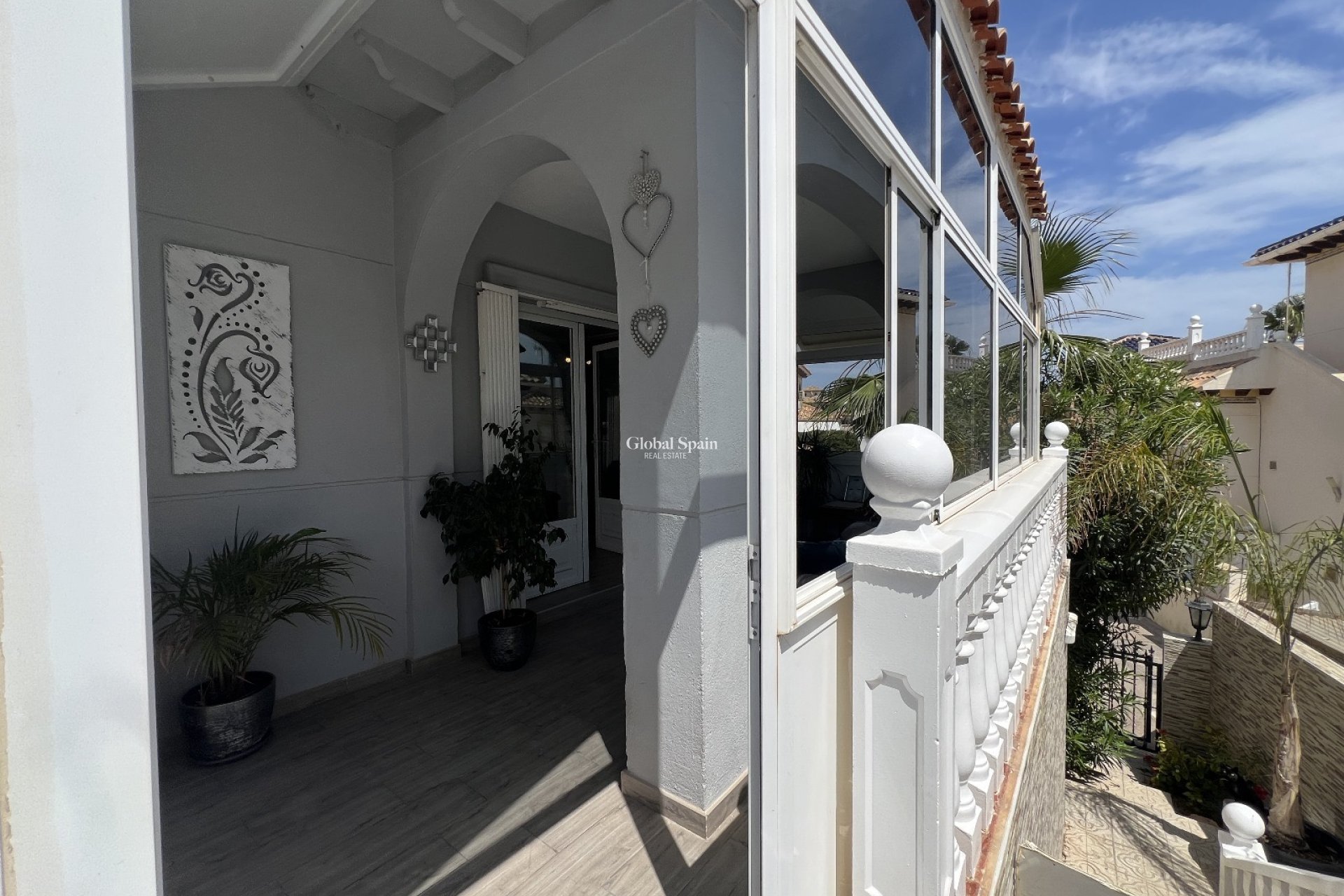 Resale - VILLA -
ORIHUELA - Inland