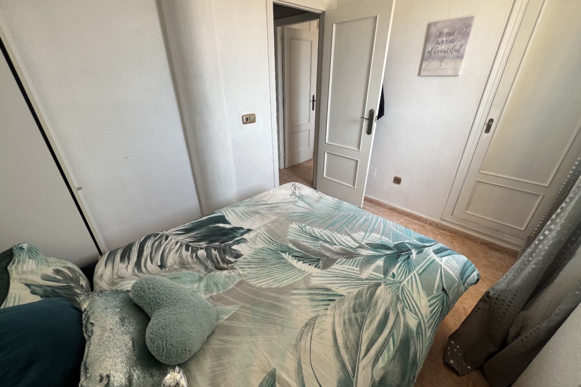 Resale - VILLA -
ORIHUELA - Inland