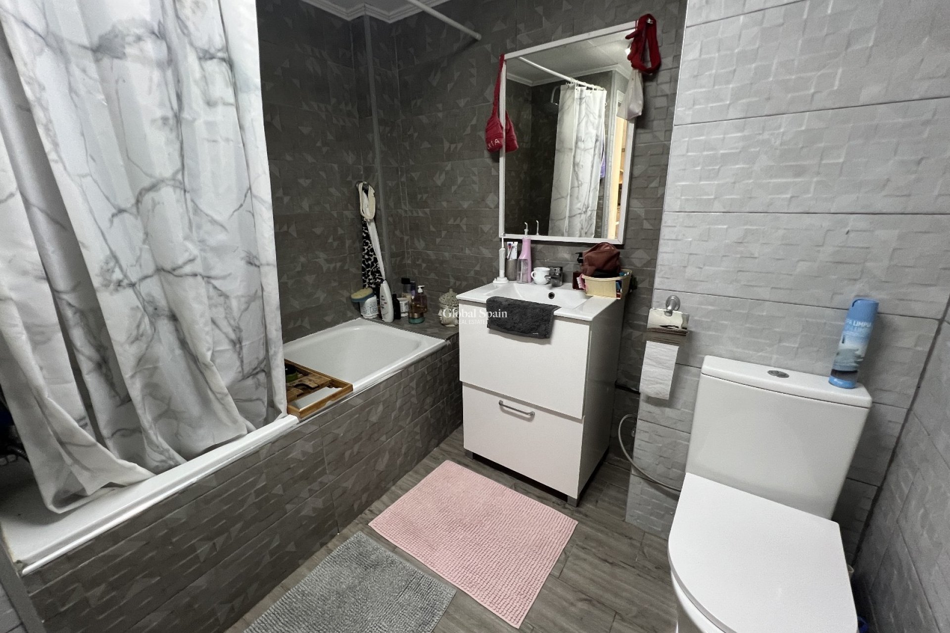 Resale - VILLA -
ORIHUELA - Inland