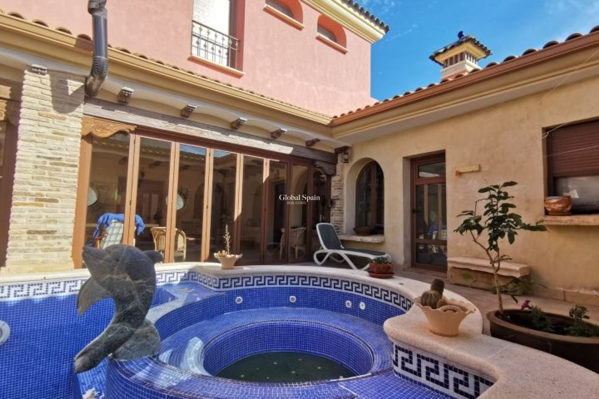 Resale - VILLA -
ORIHUELA - Inland