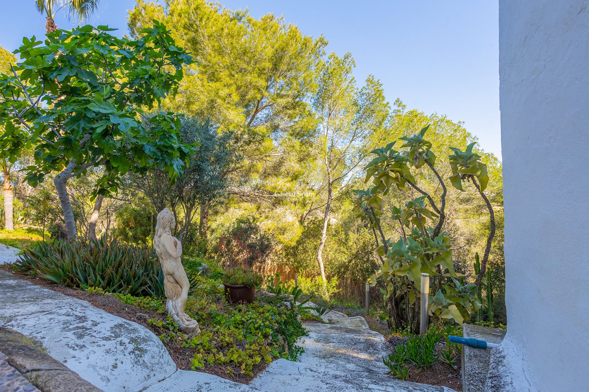 Resale - VILLA -
ORIHUELA - Inland
