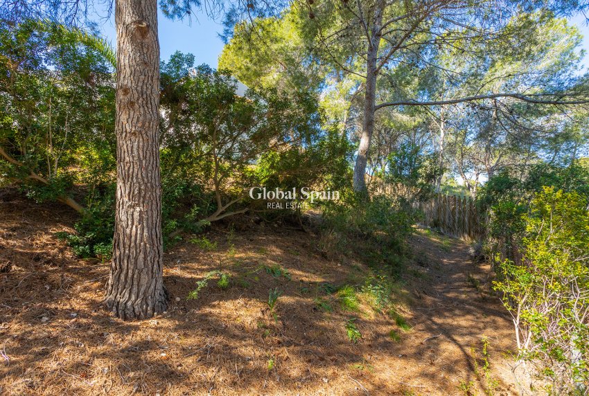 Resale - VILLA -
ORIHUELA - Inland